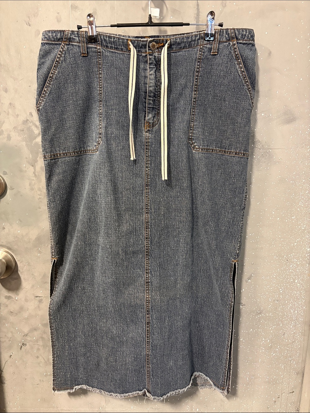 Vintage Y2K Women's Blue Denim Midi Skirt with Drawstring Waist